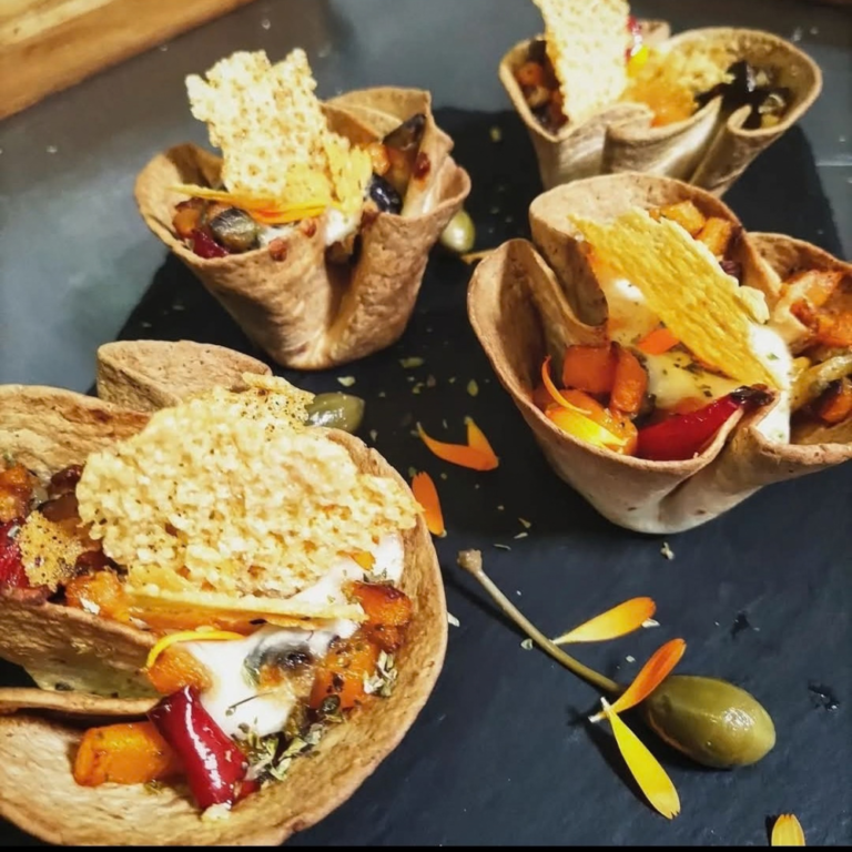 Nidos rellenos de verduras al horno de Caleya Indi